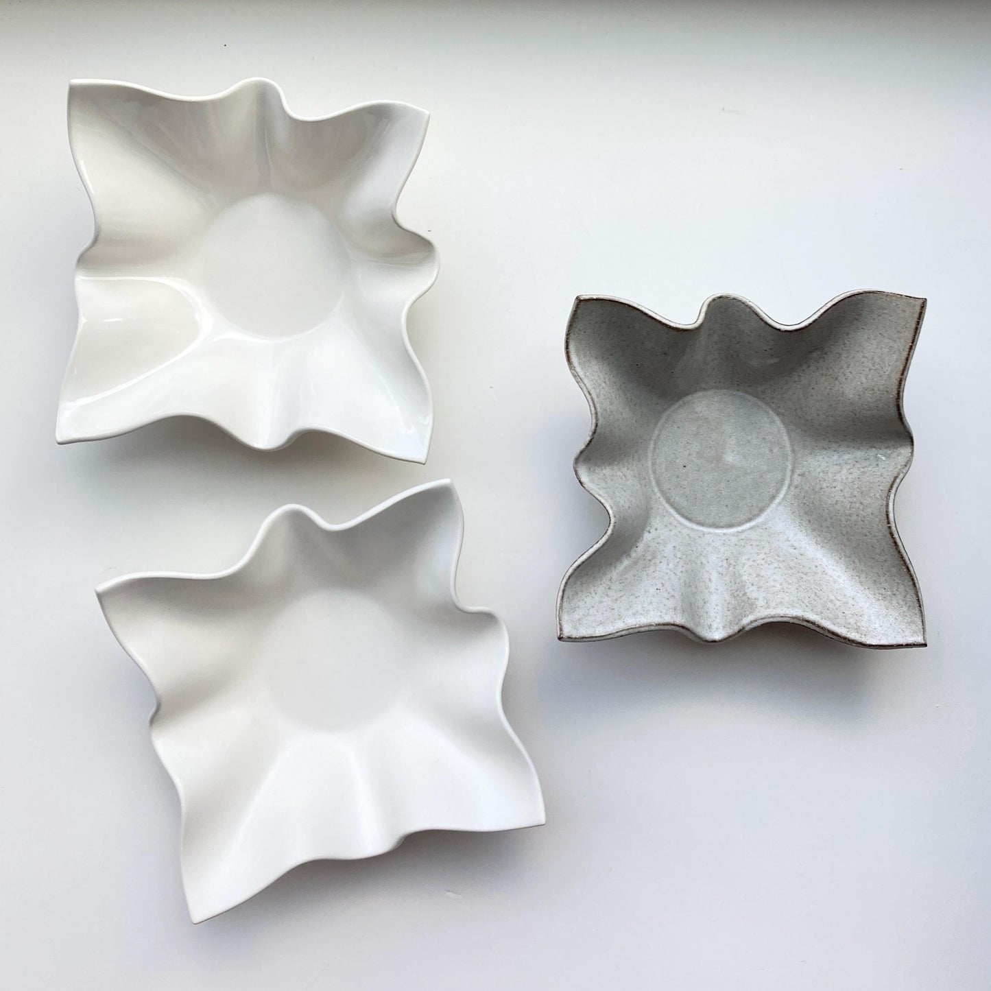 Ceramic Handkerchief Wavy Trinket dish gloss white or satin white