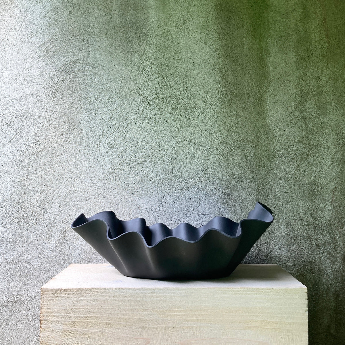 alicja ceramics black bowl